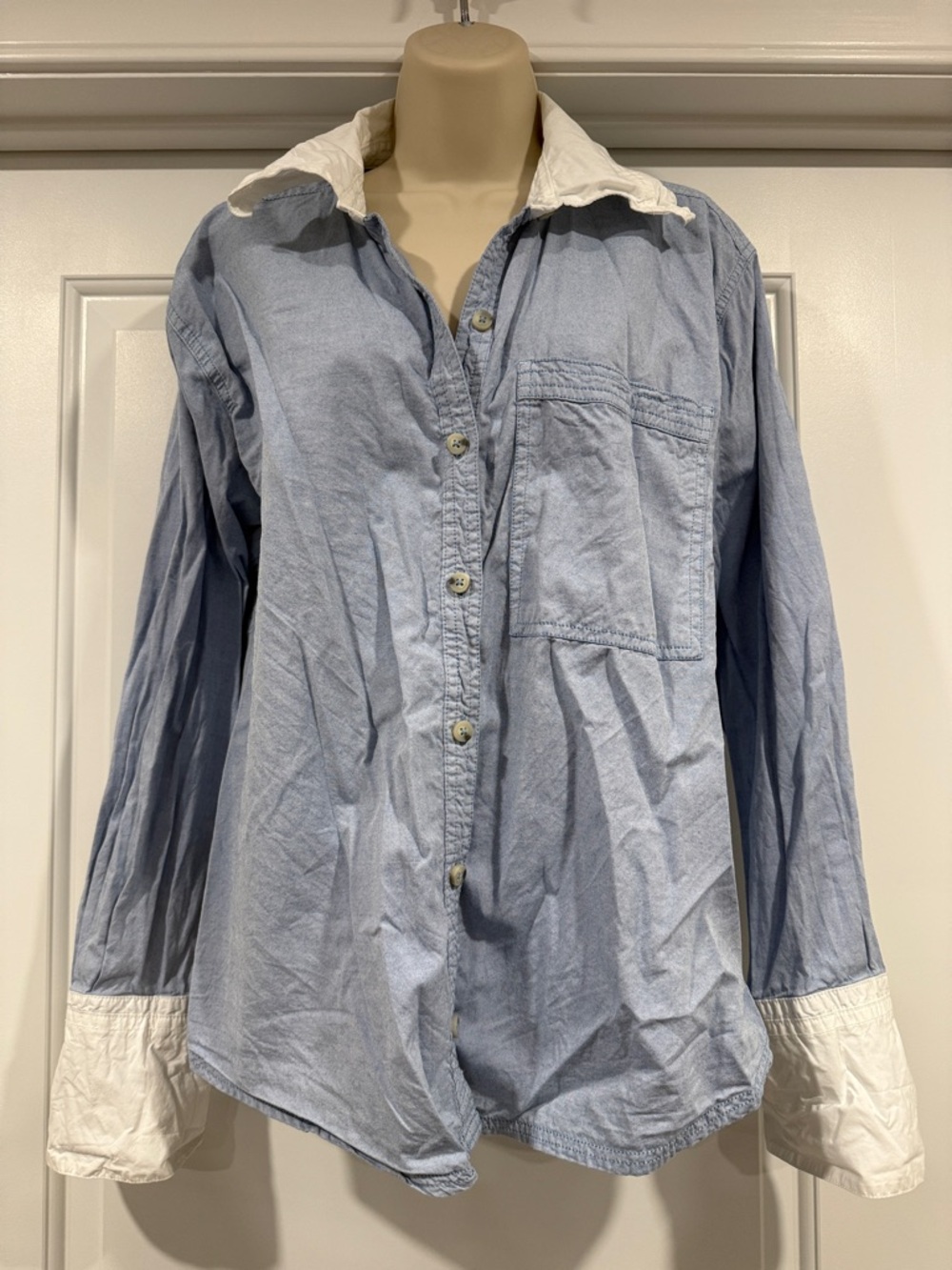 Light Blue Button-Up Shirt with White Collar & Cuffs, We the Free, Women’s Med.